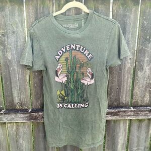 California RetroWear Adventure Flamingo Graphic T-Shirt | S